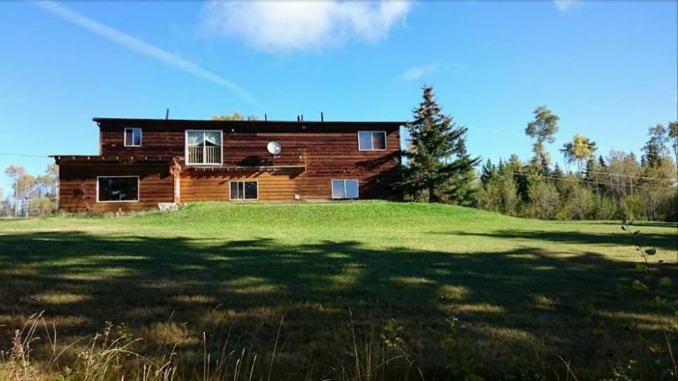 Bed and Breakfast Wettstone Guest Ranch Bridge Lake Zimmer foto